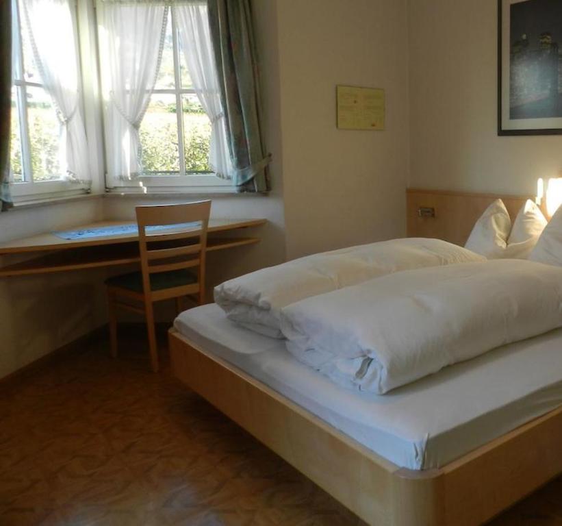 Pension Aurora Eppan an der Weinstraße Rum bild